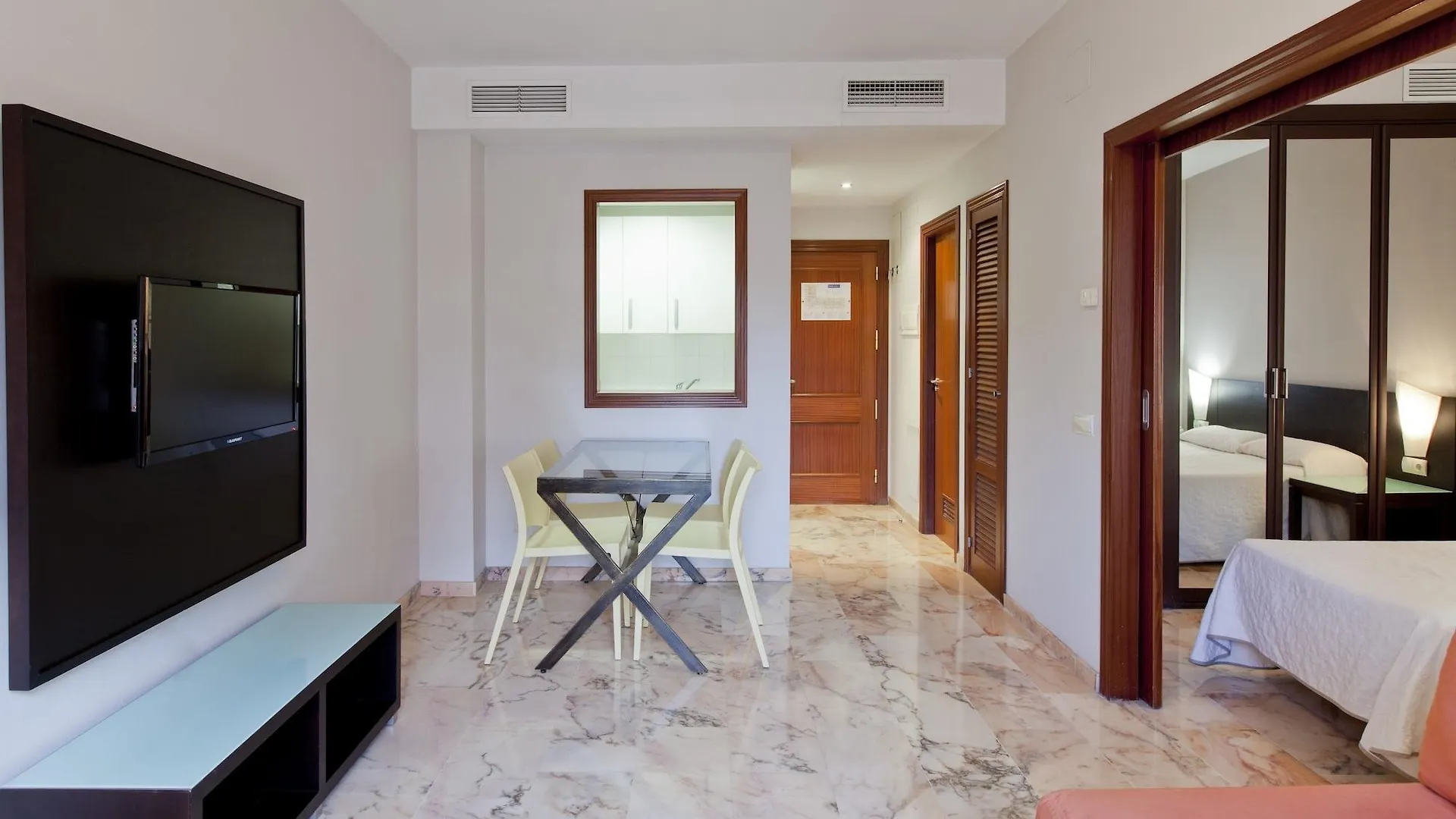 Apartment Apartamentos Vertice Bib Rambla Sevilla
