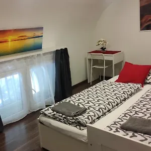 Eiffel-t45 Five Bedroom Apartamento Budapest