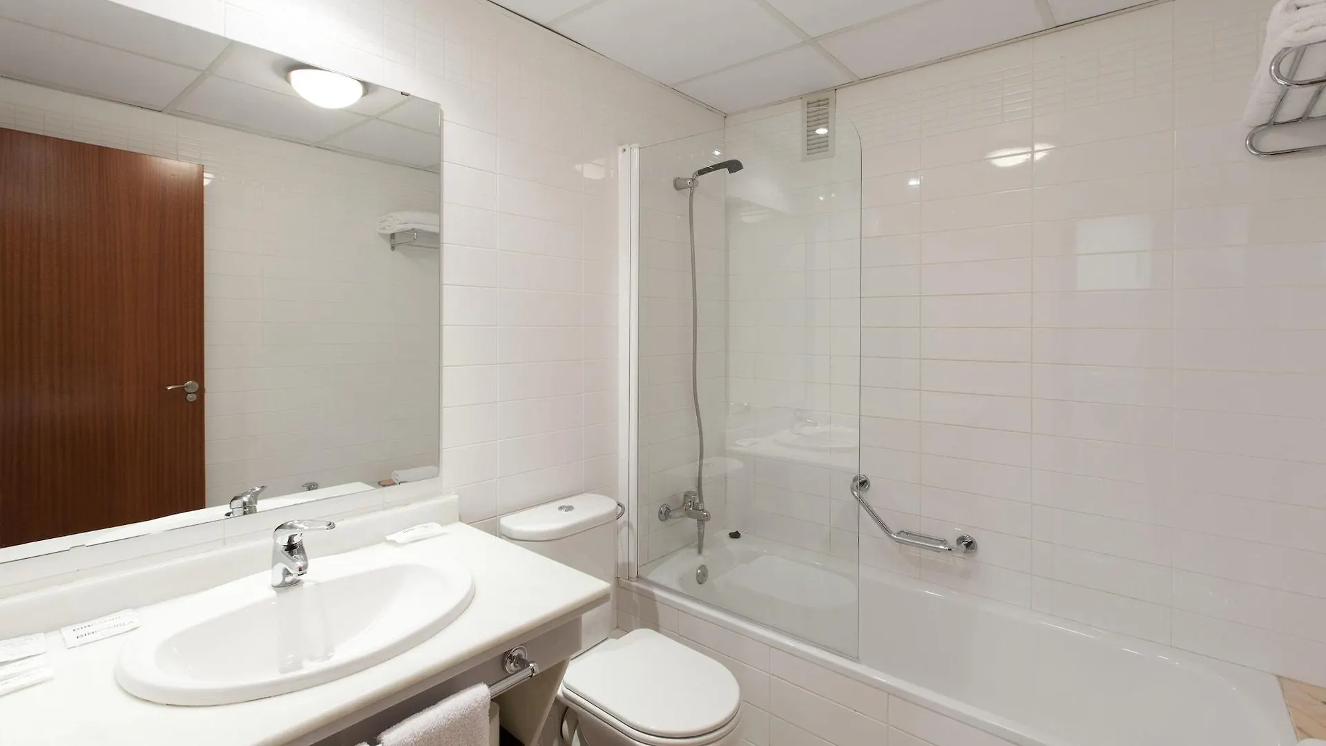 Apartamentos Vértice Bib Rambla Sevilla 0*,