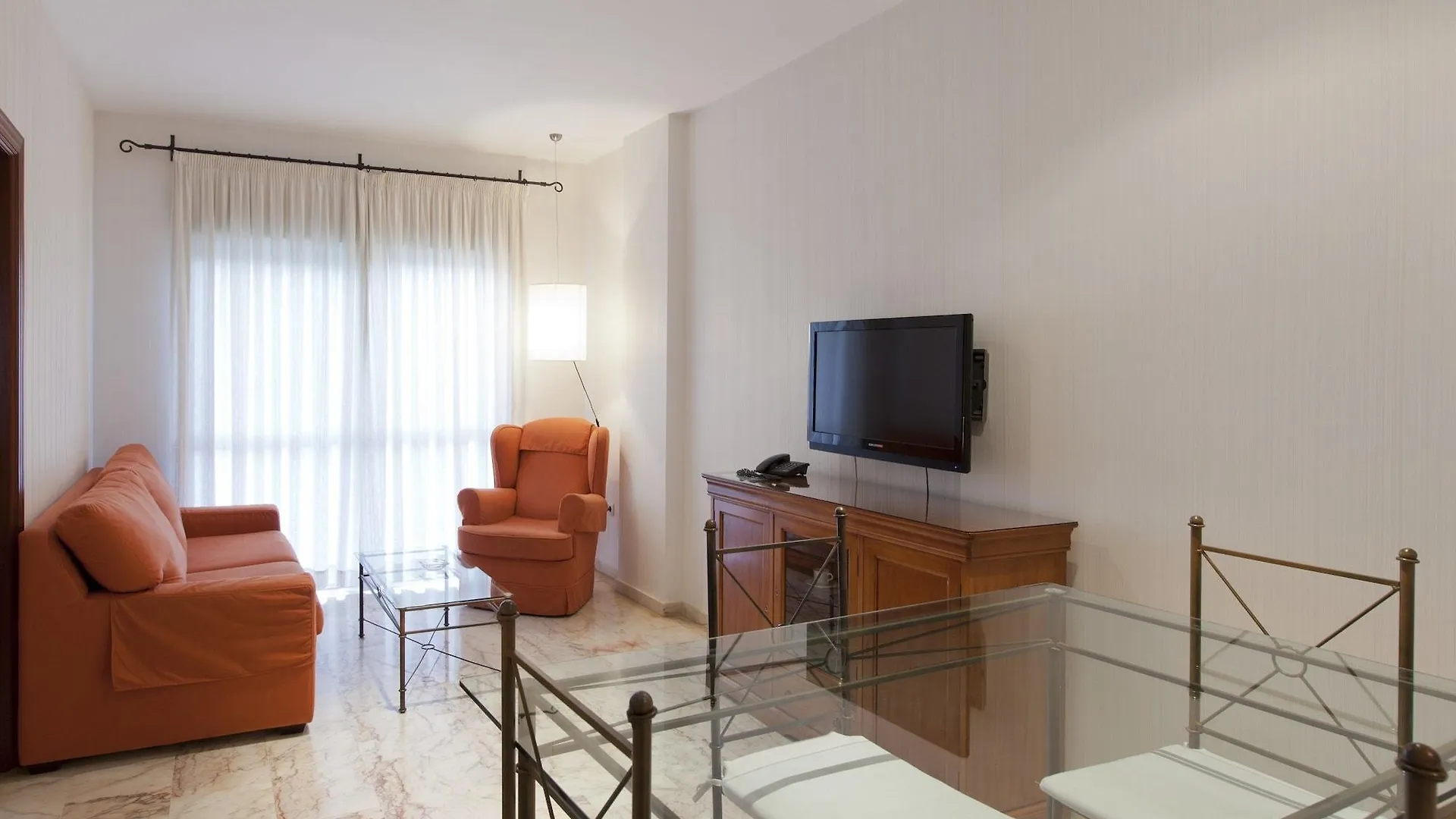 Apartamentos Vertice Bib Rambla Sevilla 0*,