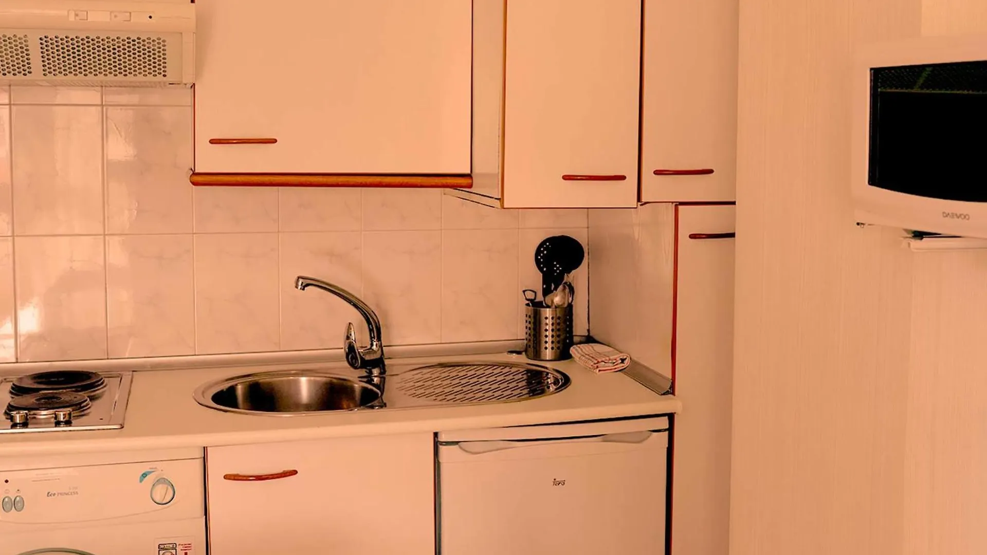 Apartamentos Vértice Bib Rambla Sevilla 0*,